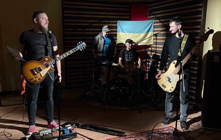 Billy Bragg and Beton speak out on Ukrainian band’s use