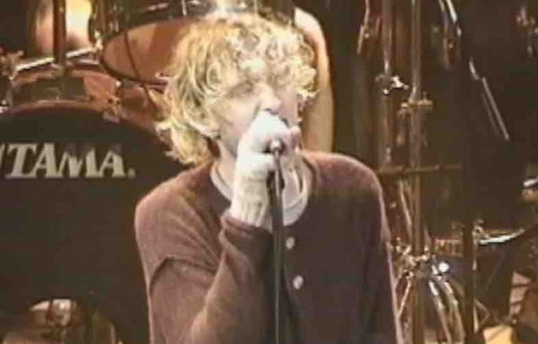 Stone Temple Pilots Reveal Layne Staley Video Story