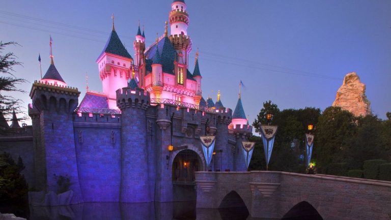 Sweet Disneyland TikTok Goes Viral After Woman Finds Footage Of