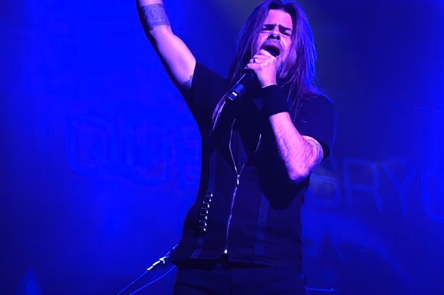 Watch QUEENSRŸCHE Perform In Los Angeles During North American Tour
